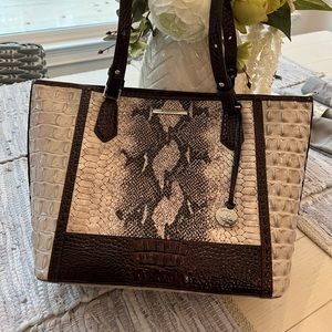 Brahmin Medium Asher handbag with checkbook. Great size. Perfect condition!